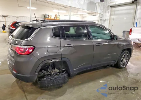2018 Jeep Compass Latitude from USA, damaged, VIN 3C4NJDBBXJT482148